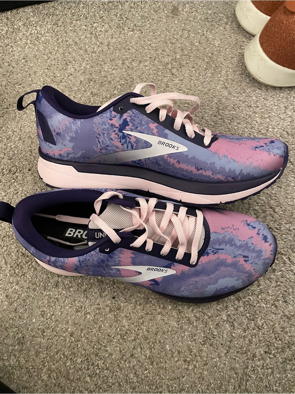 Brooks Women's Pink and Purple Patterned Running Sneakers